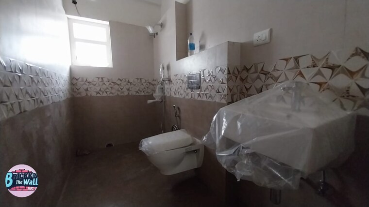 Bathroom, ballygunge 3 Bedroom 2326 Sq.Ft. Builder Floor In Ballygunge Kolkata 8421935