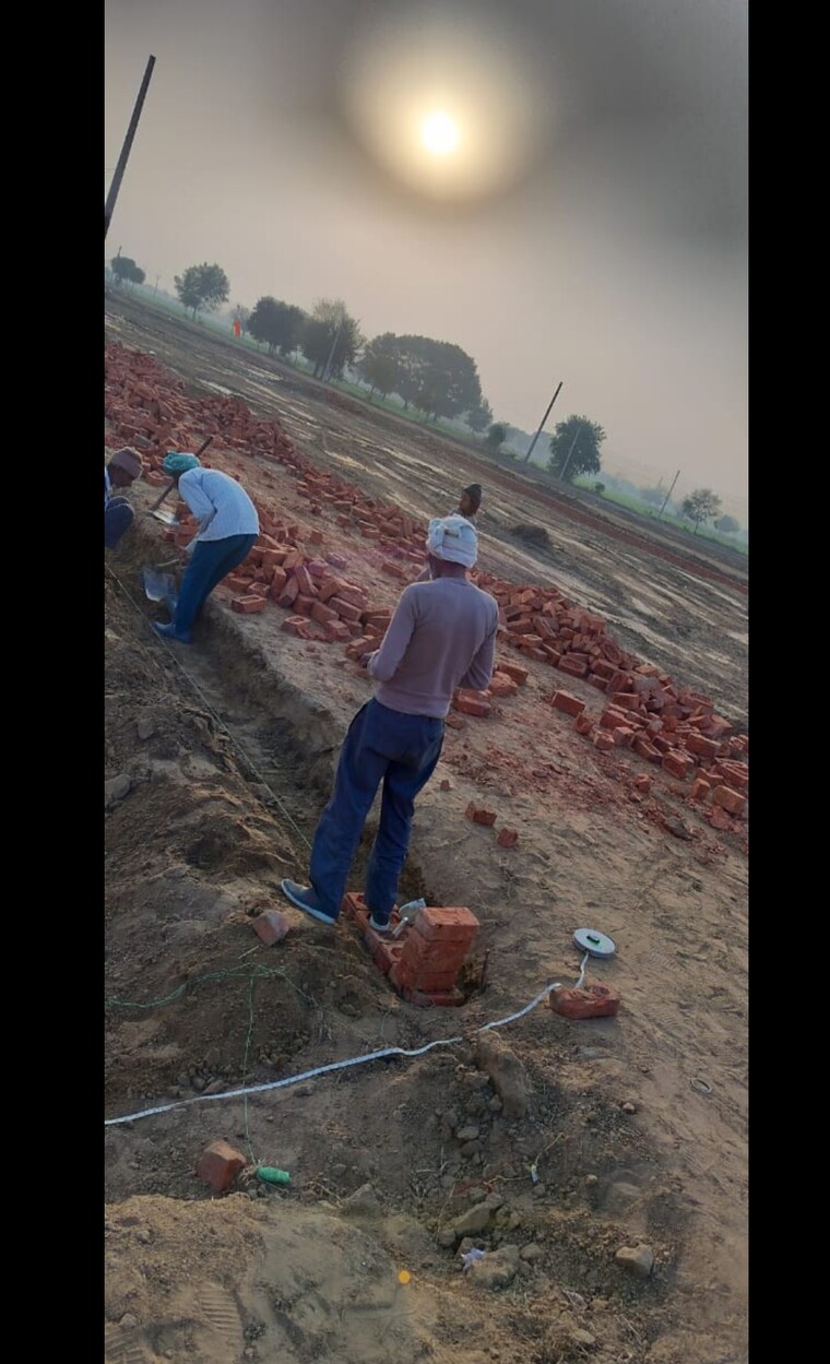 undefined, sector 153  85 Sq.Yd. Plot In Sector 153 Noida 8421937