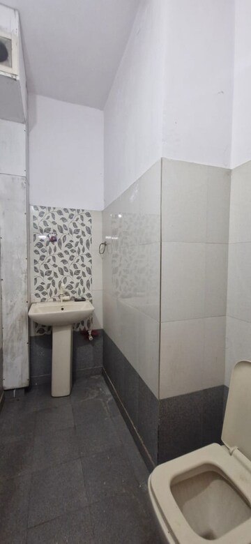 Bathroom in 2.5 BHK Independent House at Sector 8 – for Rent