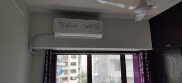 Master Bedroom in 2 BHK Apartment at Andheri West – for Rent