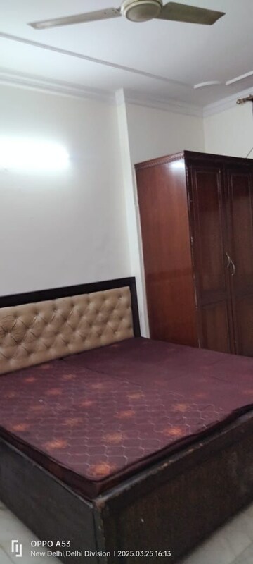 Room in 2 BHK Builder Floor at Malviya Nagar – for Rent