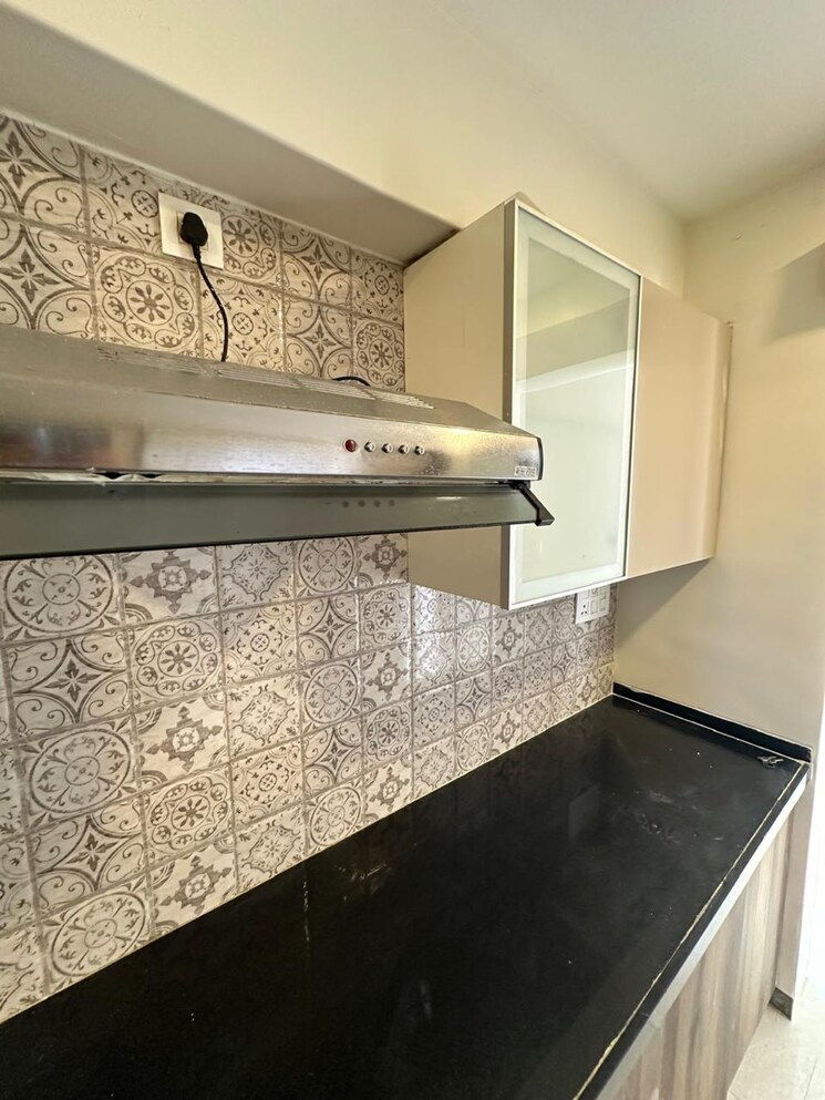 undefined, meera-tower 3 Bedroom 1200 Sq.Ft. Apartment In Mhada Colony Mumbai 8422031