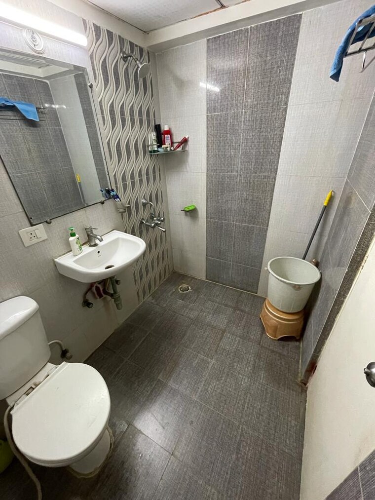 Master Bedroom, ahinsa khand ii 2 Bedroom 1050 Sq.Ft. Apartment In Ahinsa Khand ii Ghaziabad 8422072