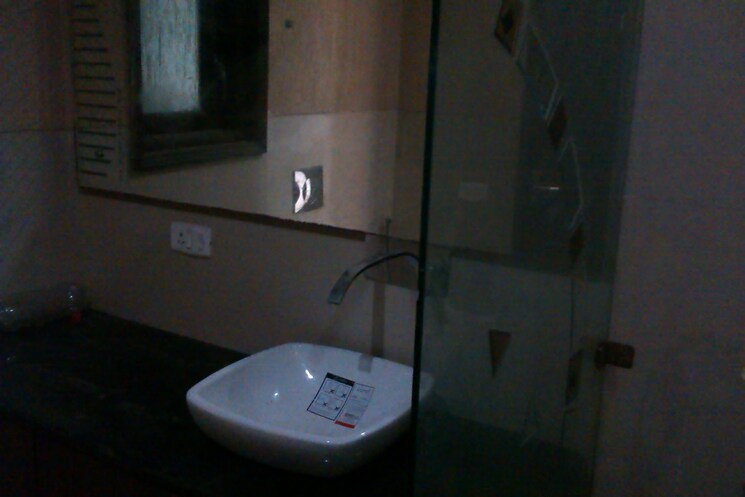 Bathroom, sukhdev vihar 4 Bedroom 2700 Sq.Ft. Builder Floor In Sukhdev Vihar Delhi 8422095
