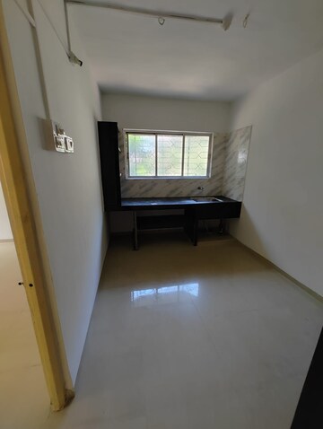 Room in 2 BHK Apartment at Dhanlaxmi Park, Kothrud – for Rent