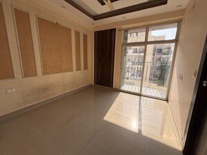 Room in 2 BHK Apartment at Nimbus The Hyde park, Sector 78 – for Sale
