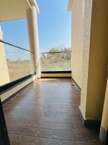 Room in 2 BHK Apartment at Amit Ved Vihar, Kothrud – for Rent