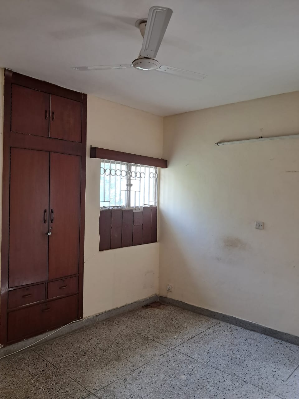2 BHK + Extra Room Apartment For Sale in Dda Flats C2 Vasant Kunj 