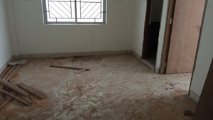 2 BHK Apartment For Sale in Prince Anwar Shah Road