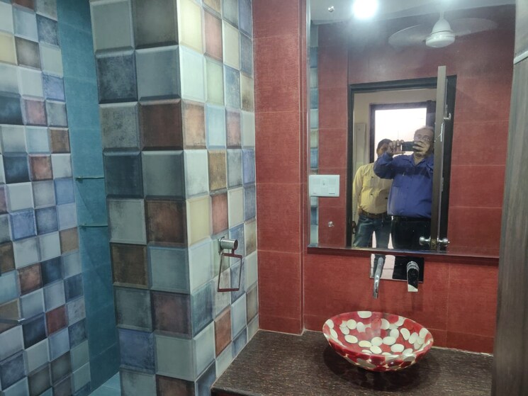 Bathroom, vasant kunj 4 Bedroom 1800 Sq.Ft. Apartment In Vasant Kunj Delhi 8422123