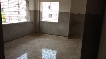 Room in 4 BHK Apartment at Sarat Bose Road – for Sale
