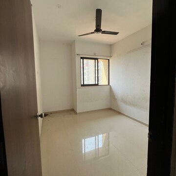 Room in 2 BHK Apartment at Lodha Palava Aurelia C H I, Taloja Bypass Road – for Rent