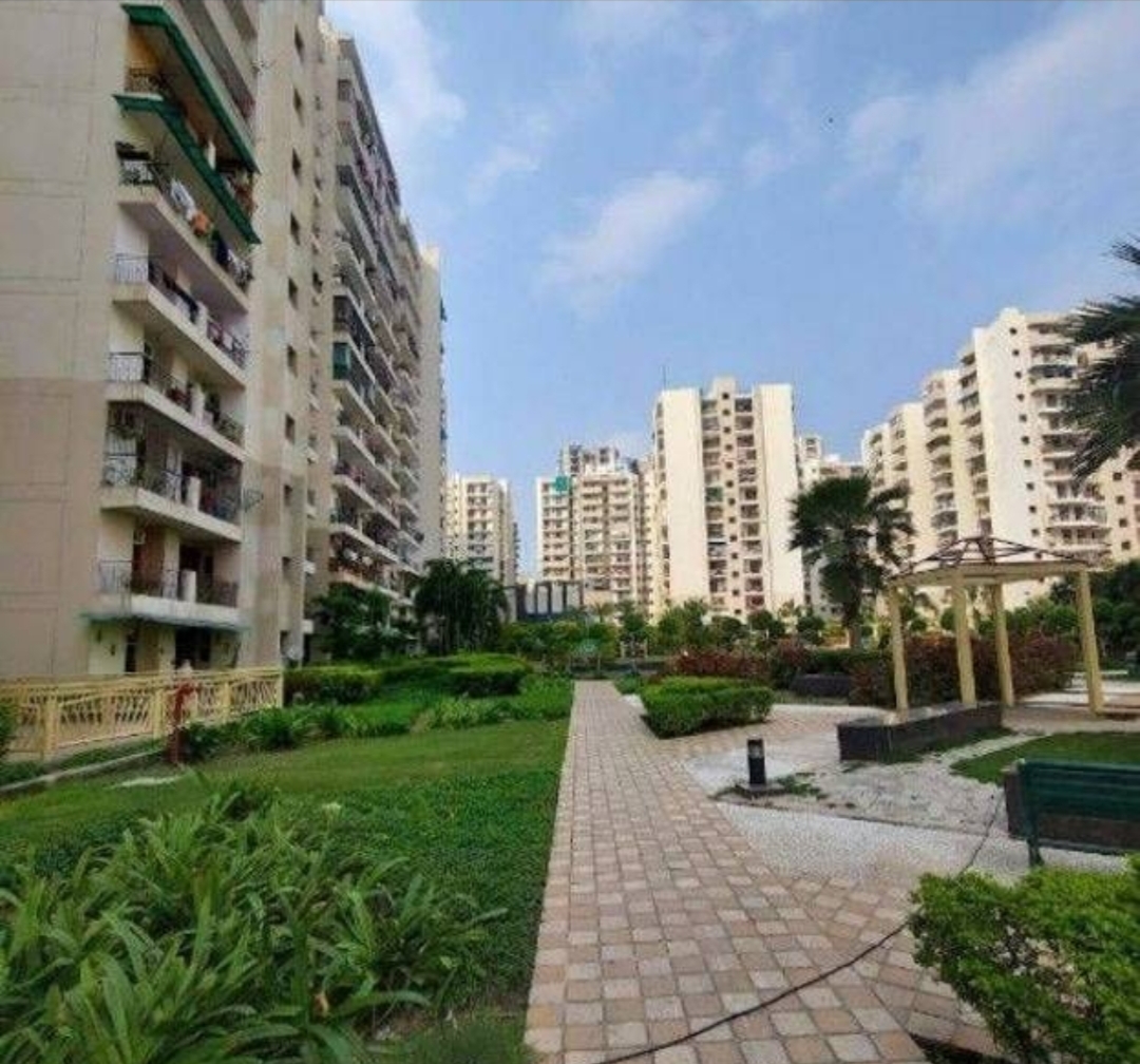 2 BHK Apartment For Sale in Ajnara Integrity