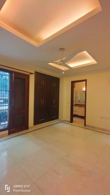 3 BHK Apartment For Rent in Defence Colony