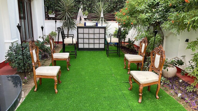 Garden, eros-rosewood-city 5 Bedroom 4980 Sq.Ft. Villa In Sector 49 Gurgaon 8422255