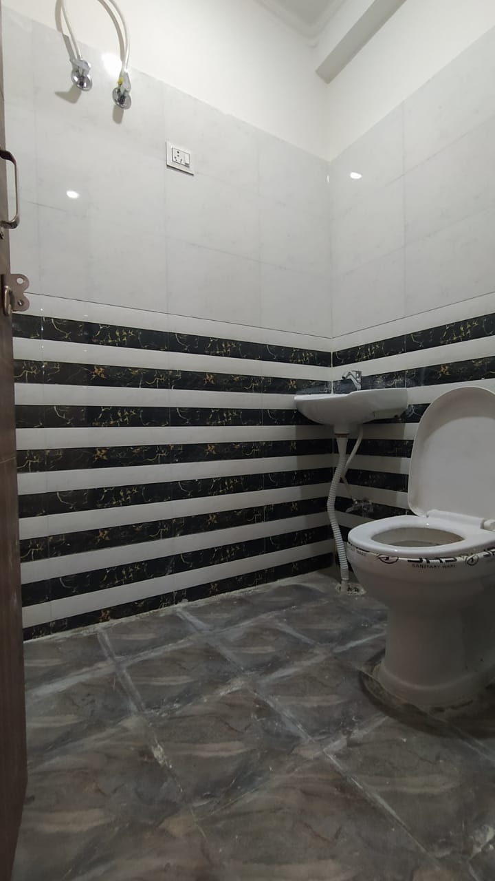 2 BHK Builder Floor For Sale in Pratap Vihar Ghaziabad 