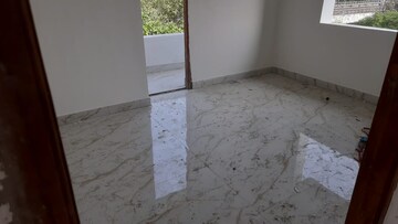 Room in 2 BHK Apartment at Sugam Park – for Sale