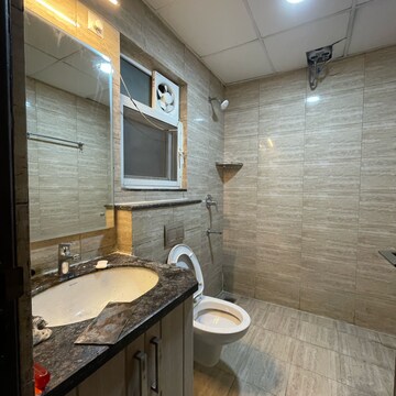 Attached Bathroom in 3 BHK Builder Floor at BPTP Amstoria, Sector 102 – for Rent