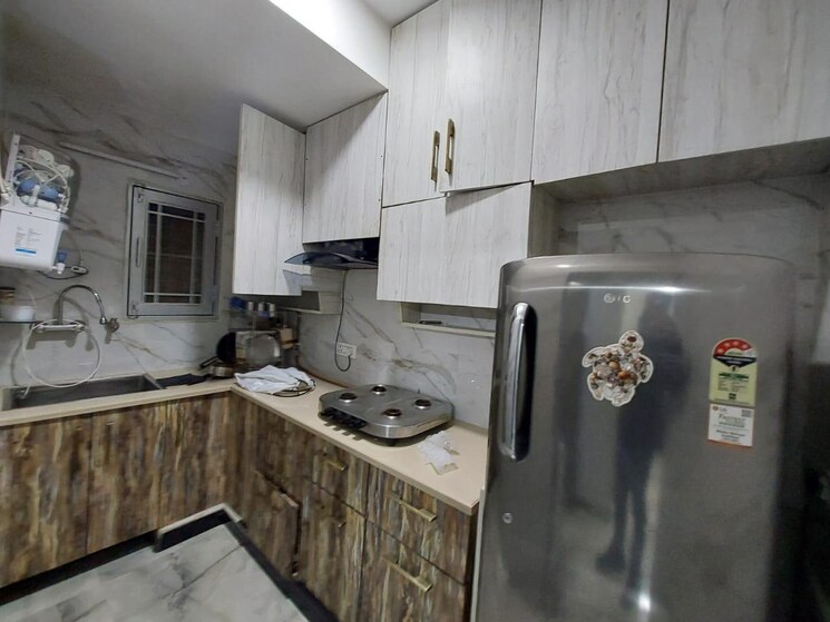 Kitchen, madhur-apartment 2.5 Bedroom 1000 Sq.Ft. Apartment In Paschim Vihar Delhi 8422313