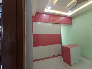 Furnished Amenities in 2 BHK Apartment at Kondapur – for Rent