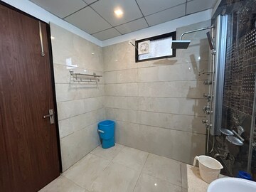 Bathroom in 3 BHK Apartment at Connaught Place – for Rent