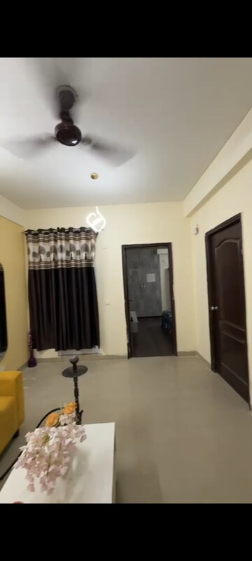 Master Bedroom in 1 BHK Apartment at Mahagun Mahagunpuram II, Lal Kuan – for Rent