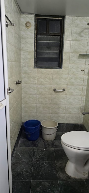 Attached Bathroom in 2 BHK Apartment at Triveni Vasant Vihar CHS, Vasant Vihar – for Rent