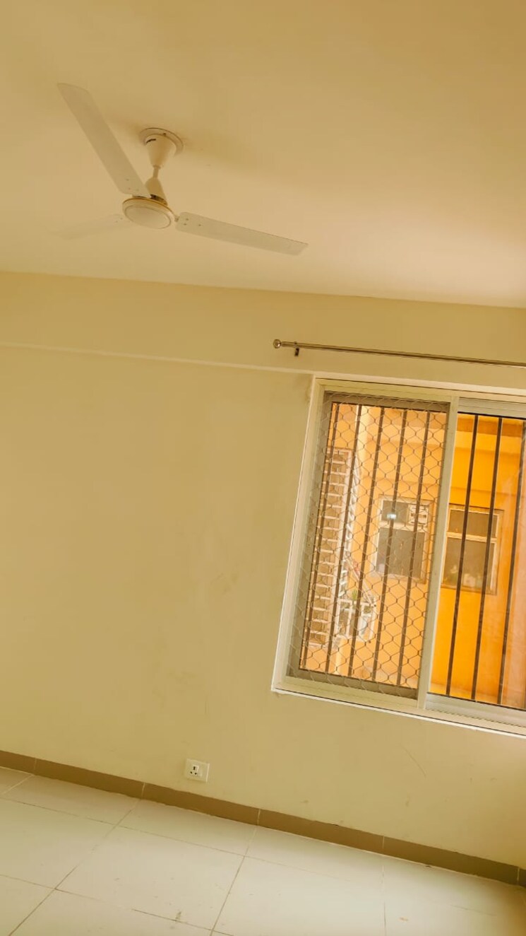 Room, shahpur bamheta 1 Bedroom 580 Sq.Ft. Apartment In Shahpur Bamheta Ghaziabad 8422419