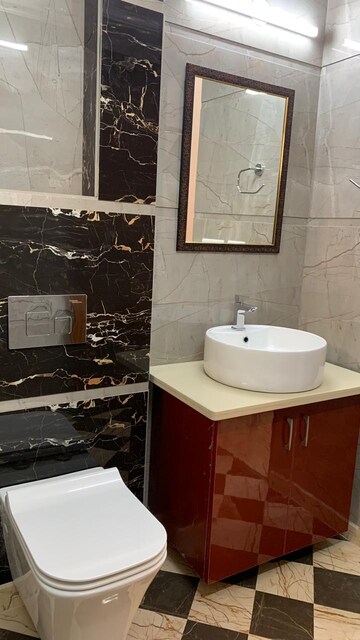 Attached Bathroom in 4 BHK Apartment at Boutique Residential Apartments A-10, Gulmohar Park – for Rent