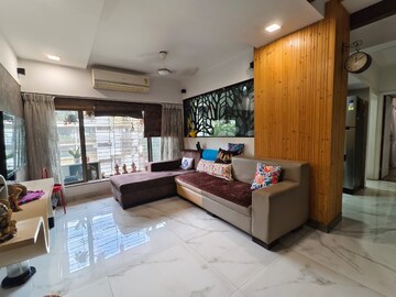 Bedroom in 2 BHK Apartment at Triveni Vasant Vihar CHS, Vasant Vihar – for Rent