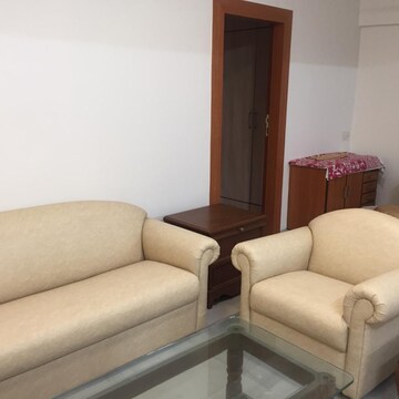 Living Room in 2 BHK Apartment at Powai – for Rent