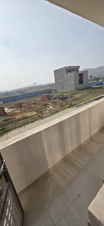 Balcony in 2.5 BHK Builder Floor at Wave Prime Floors, Wave City – for Rent