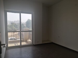 Room in 3.5 BHK Builder Floor at Sector 84 – for Sale