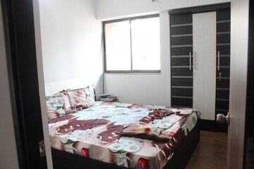 2 BHK Apartment For Rent in Lodha Palava City Lakeshore Greens, Dombivli East