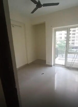 Room in 2 BHK Apartment at Panchsheel Villas, Sector 16 Greater Noida – for Sale