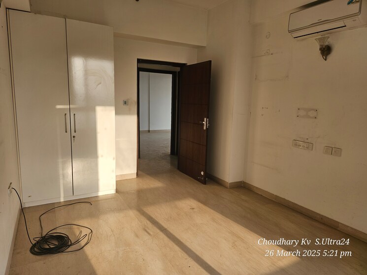 Room, godrej-meridien 2 Bedroom 1366 Sq.Ft. Apartment In Sector 106 Gurgaon 8422592