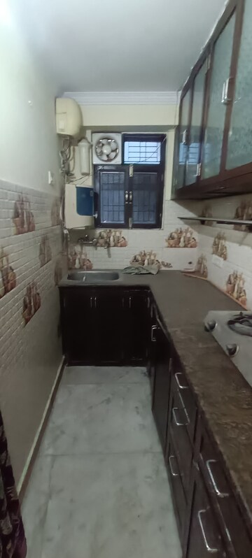 Kitchen in 3 BHK Builder Floor at Rohini Sector 7 – for Rent
