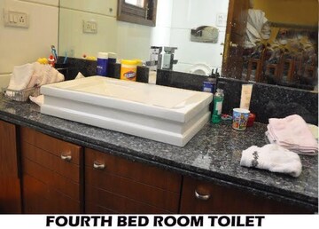 Bedroom in 4 BHK Apartment at Greater Kailash ii – for Rent