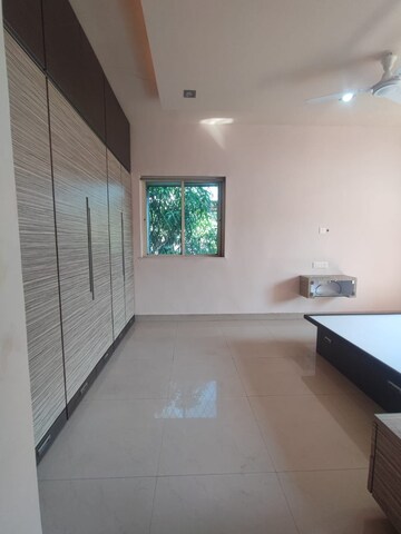 Room in 2 BHK Apartment at Gera Landmark, Kalyani Nagar – for Rent