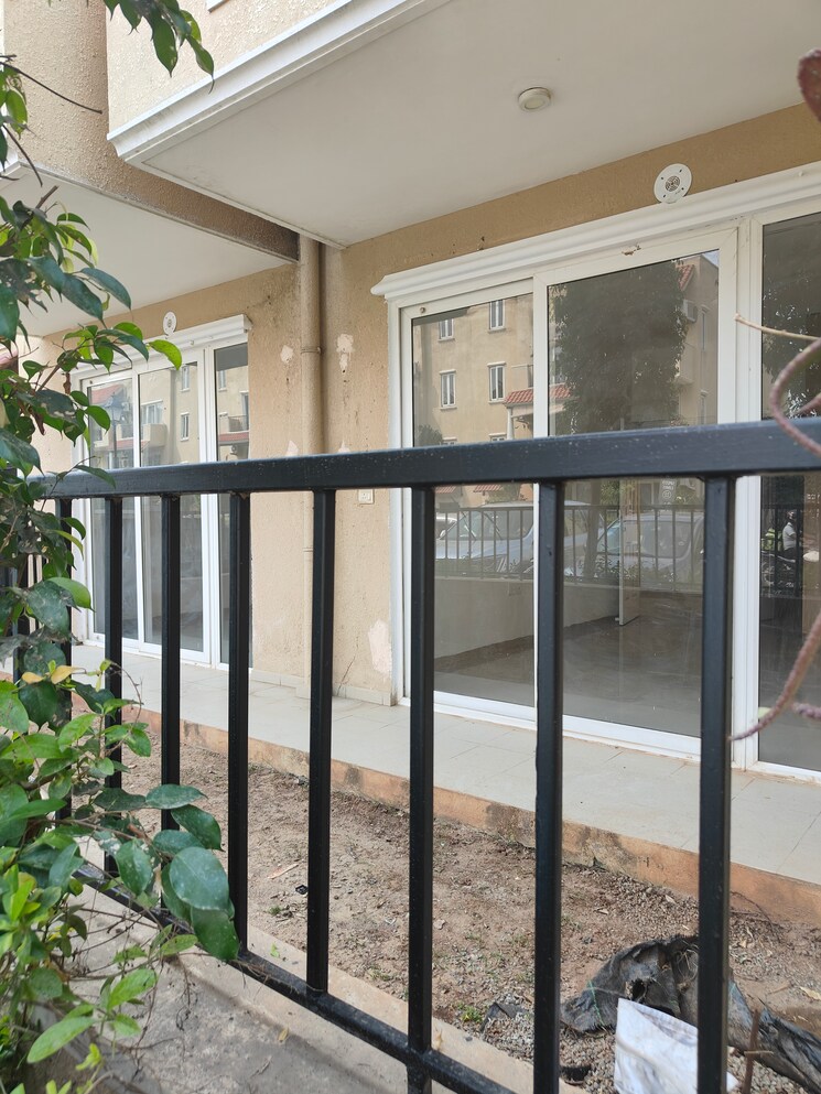 Balcony, emaar-mgf-emerald-hills 3.5 Bedroom 267 Sq.Yd. Builder Floor In Sector 65 Gurgaon 8422666