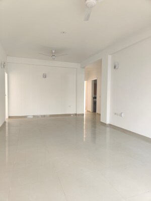 Room in 3.5 BHK Builder Floor at Emaar MGF Emerald Hills, Sector 65 – for Sale