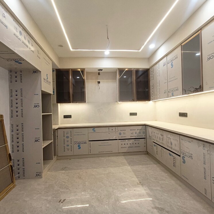 Kitchen, ansal-api-esencia 4 Bedroom 2700 Sq.Ft. Builder Floor In Sector 67 Gurgaon 8422696