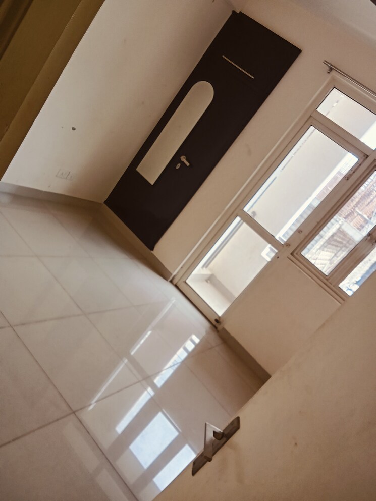 undefined, wave-executive-floors 3 Bedroom 749 Sq.Ft. Apartment In Wave City Ghaziabad 8422728