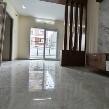 Room in 2 BHK Apartment at Raghavendra Arcade, Kondapur – for Rent