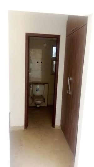 Building Lobby in 4 BHK Apartment at Parker White Lily, Sector 8 – for Sale