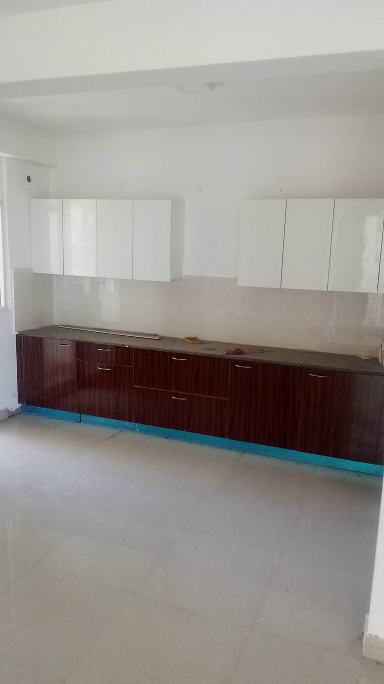 Kitchen, parker-white-lily 4 Bedroom 2290 Sq.Ft. Apartment In Sector 8 Sonipat 8422741