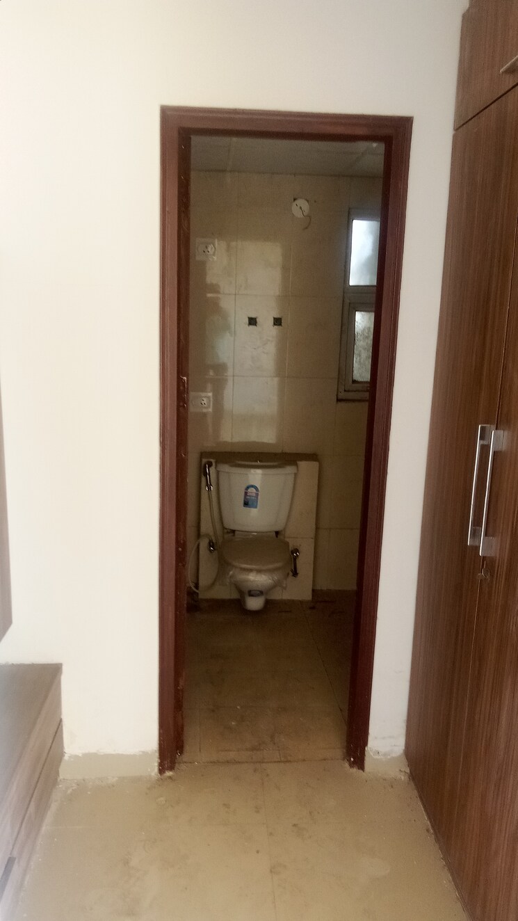 Bathroom, parker-white-lily 4 Bedroom 2290 Sq.Ft. Apartment In Sector 8 Sonipat 8422741