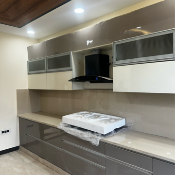 Kitchen in 4 BHK Builder Floor at Sector 28 – for Sale