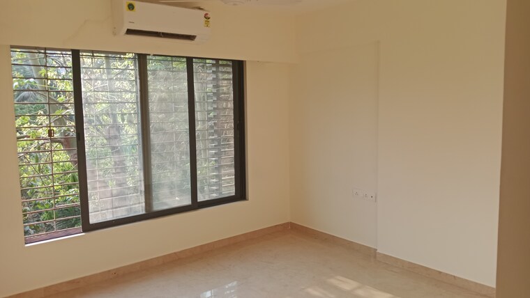 Room, dn nagar 2 Bedroom 650 Sq.Ft. Apartment In Dn Nagar Mumbai 8422747