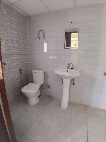 Bathroom in 2 BHK Apartment at Gomti Nagar – for Rent